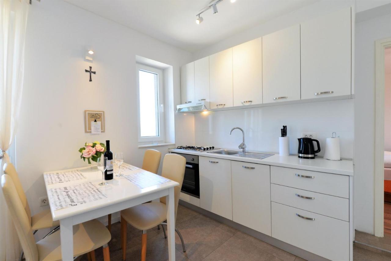 Beach Apartment Vami With Sea View Murter Extérieur photo