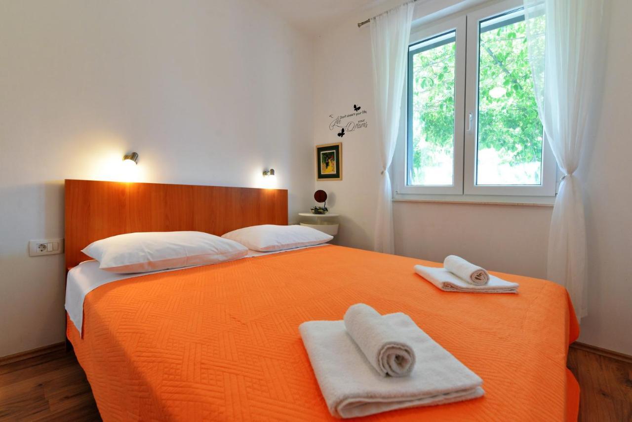 Beach Apartment Vami With Sea View Murter Extérieur photo