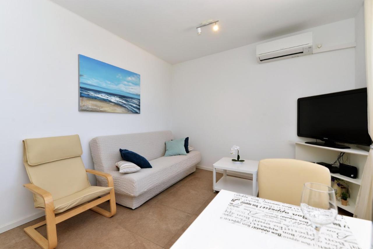 Beach Apartment Vami With Sea View Murter Extérieur photo