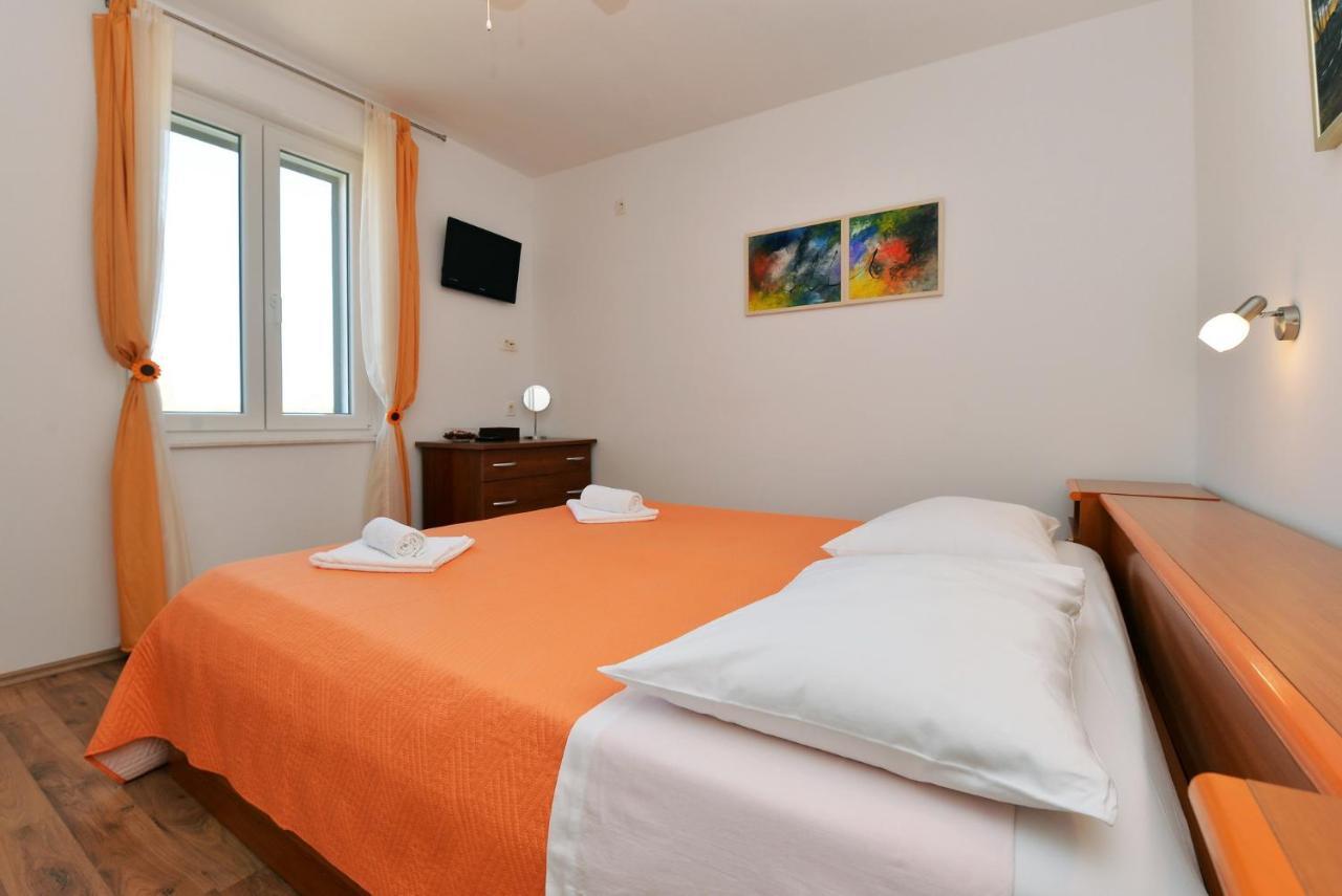 Beach Apartment Vami With Sea View Murter Extérieur photo
