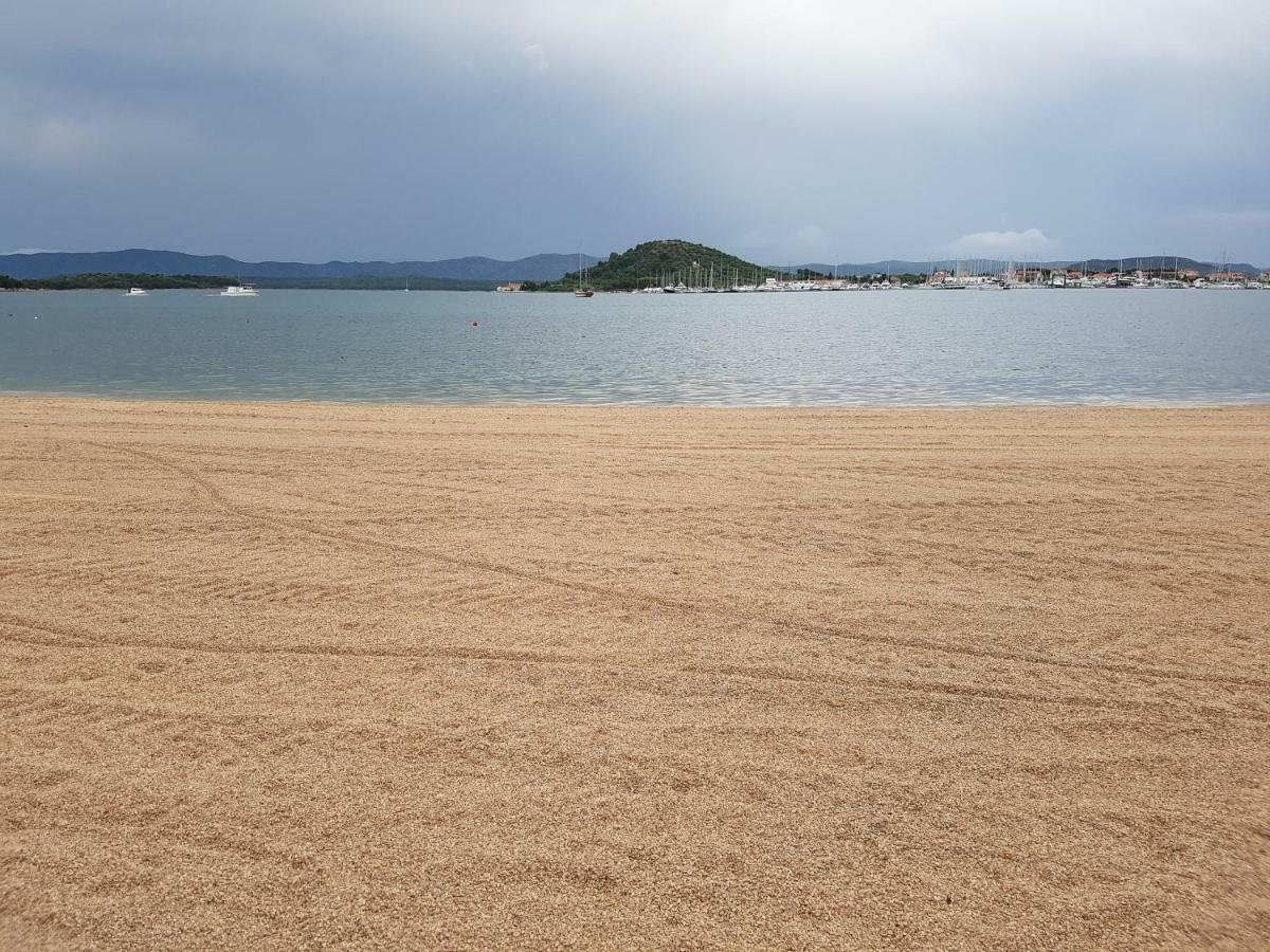 Beach Apartment Vami With Sea View Murter Extérieur photo